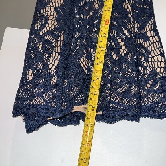 NWOT- $198 Lilly Pulitzer Tiki Wrap Dress Navy Lace Fully Lined Romper Small - Picture 9 of 15